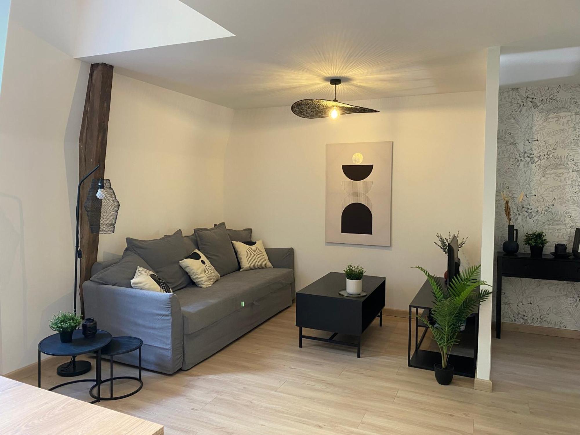 L'Atelier D'Arches Apartment Charleville-Mezieres Bagian luar foto